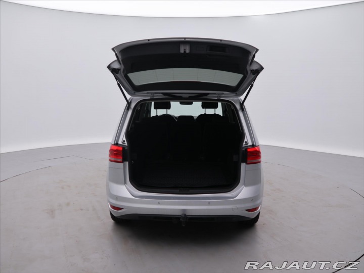 Volkswagen Touran 1,6 TDI 81kW DSG 7-Míst T 2016