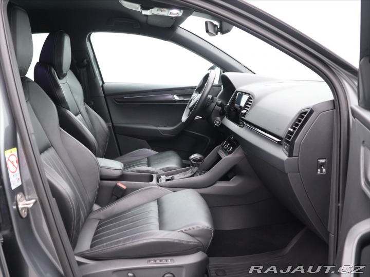 Škoda Karoq 2,0 TSI 140kW Sportline D 2023