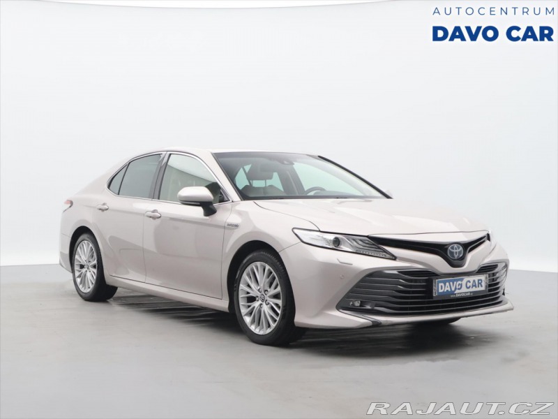 Toyota Camry 2.5 Hybrid 131kW Executiv