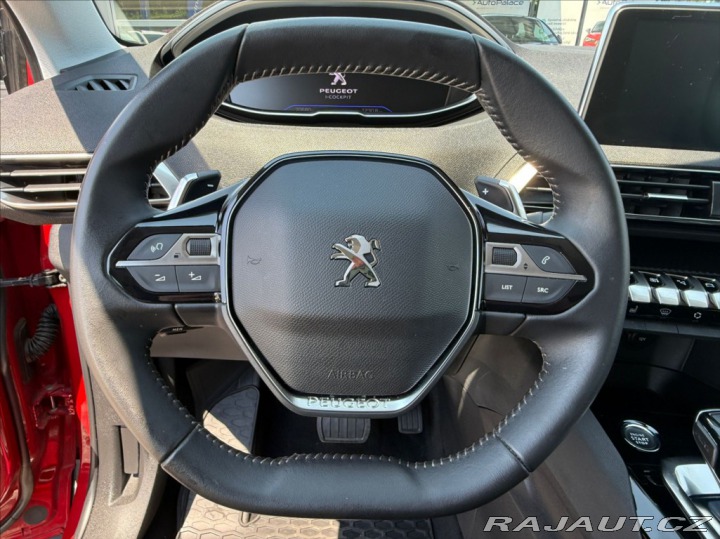 Peugeot 3008 1,2 PureTech AT AlluRe 1. 2022