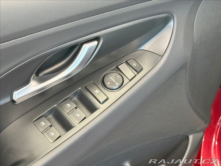 Hyundai i30 1,0 T-GDI SMART CLIMATE Z 2025
