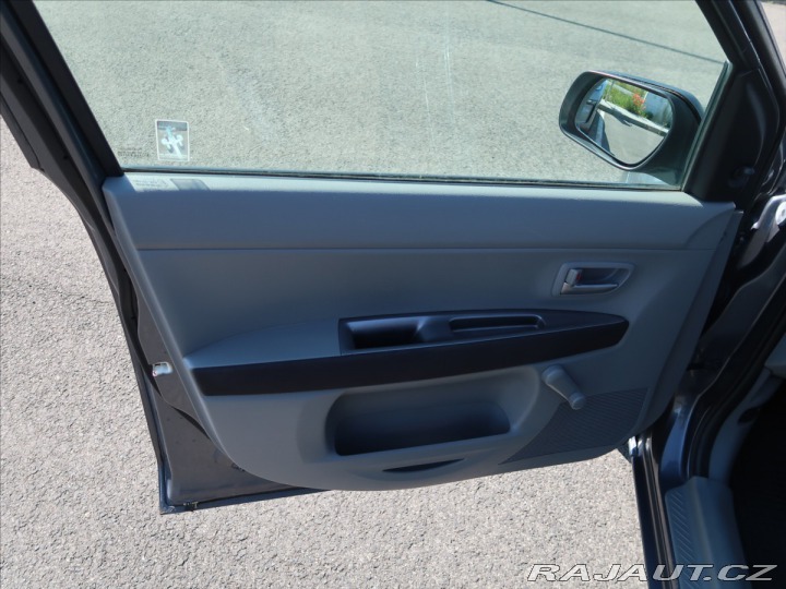 Mazda 2 1,2 i 2003