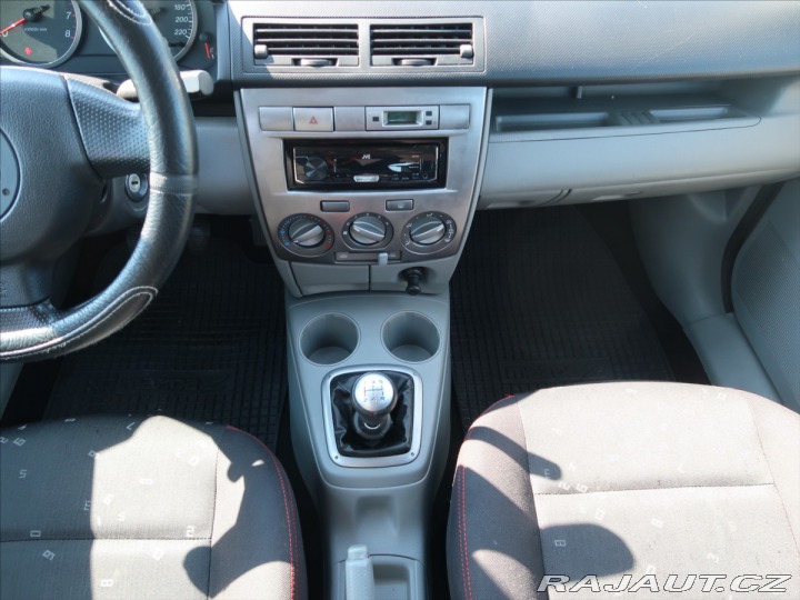 Mazda 2 1,2 i 2003