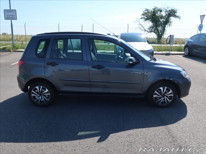 Mazda 2 1,2 i 2003