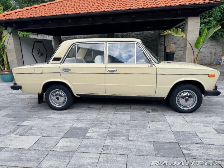 Lada Ostatní modely 2106 Lada 2106 1800