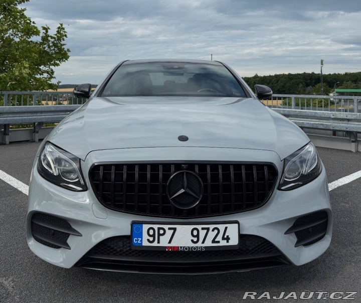 Mercedes-Benz E 2,2   220d 4MATIC AMG, r. 2019