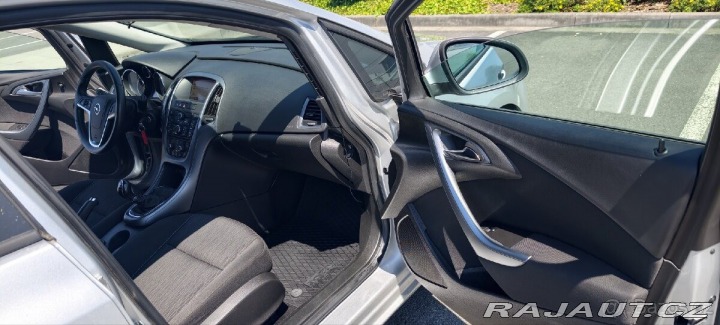 Opel Astra 1,4   sport tourer 2014