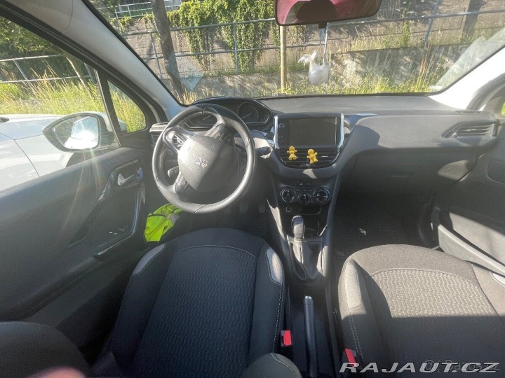 Peugeot 208 1,2 2016