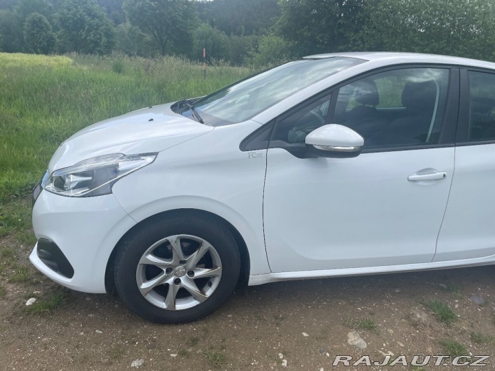 Peugeot 208 1,2 2016