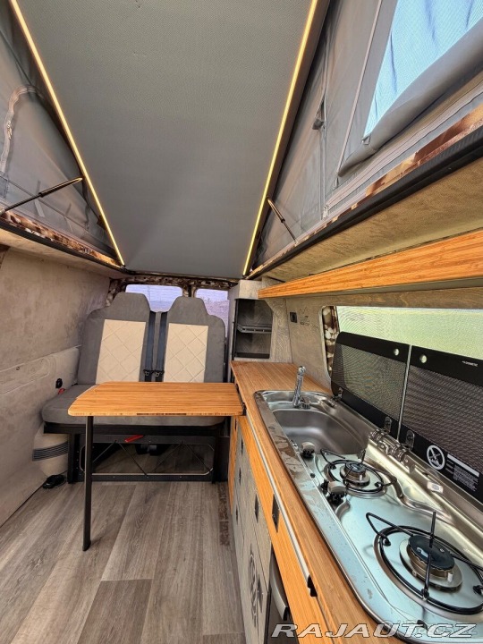 Volkswagen Transporter 2,0 T5 4Motion Camper 1800