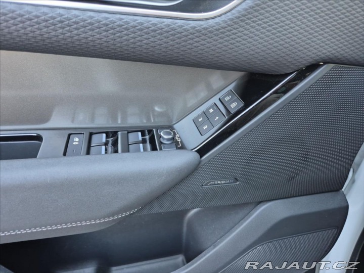Land Rover Range Rover Velar 2,0 P250 SE 2022