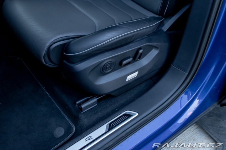 Volkswagen Touareg 3.0 V6 TDI 210kw R-LINE/ 2023