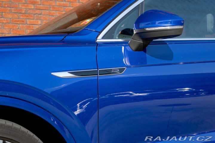 Volkswagen Touareg 3.0 V6 TDI 210kw R-LINE/ 2023