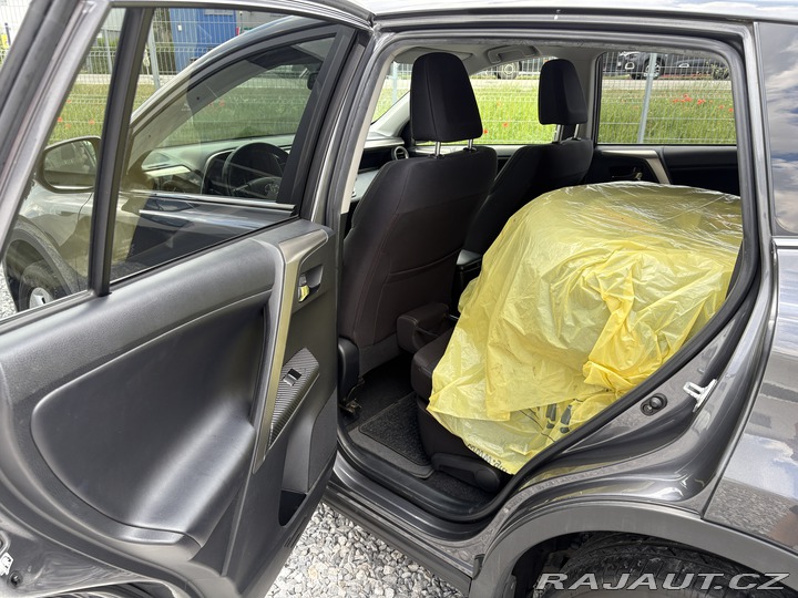 Toyota RAV4 2.0VVT-i AWD 2013