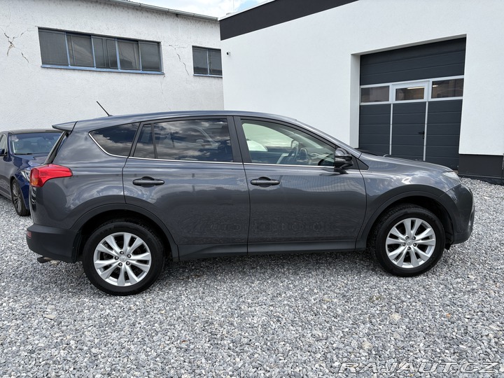 Toyota RAV4 2.0VVT-i AWD 2013