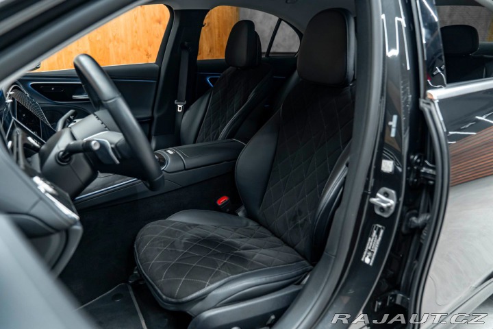 Mercedes-Benz E E 2025