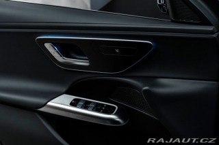 Mercedes-Benz E E 2025