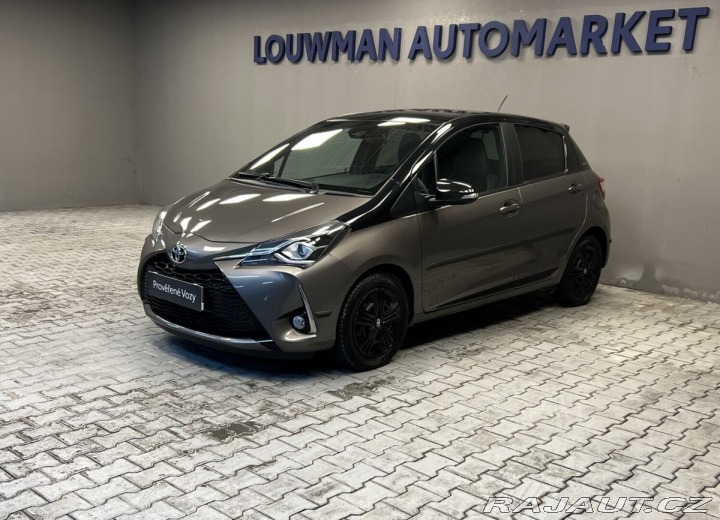 Toyota Yaris 1.5 AT SELECTION 2017
