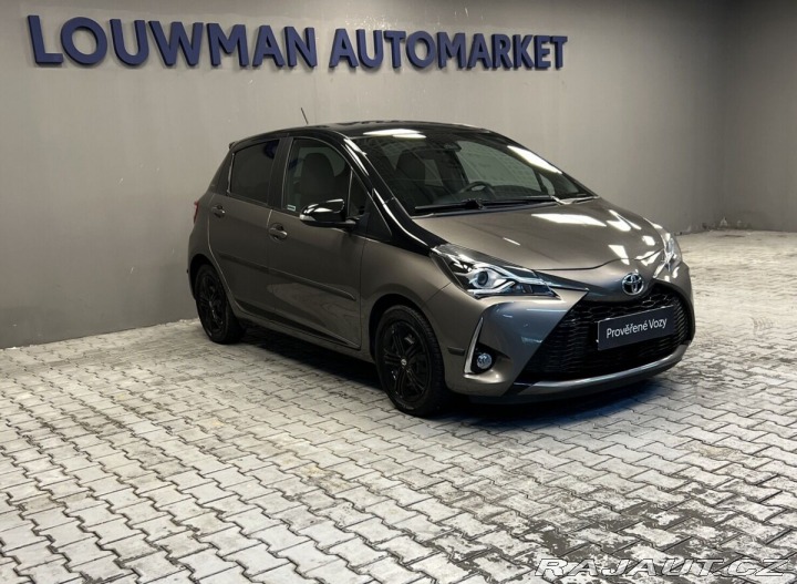 Toyota Yaris 1.5 AT SELECTION 2017