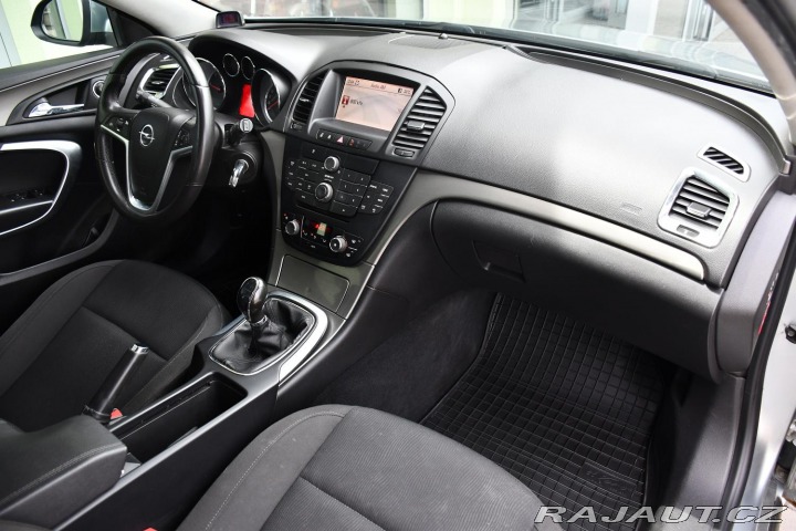 Opel Insignia 2.0CDTi 2011