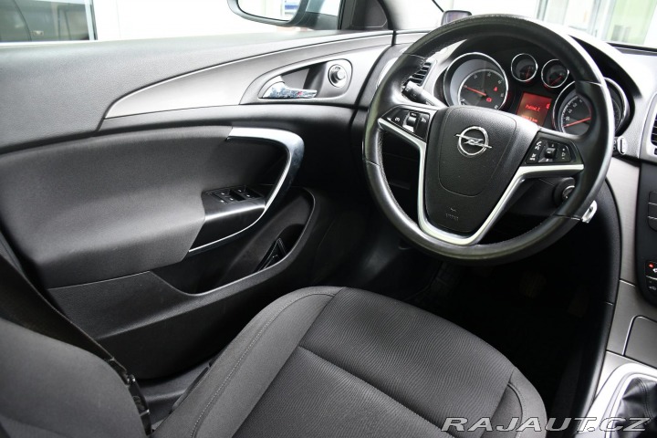 Opel Insignia 2.0CDTi 2011
