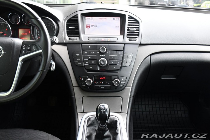 Opel Insignia 2.0CDTi 2011