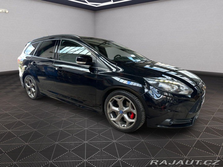 Ford Focus ST 2,0Turbo 184Kw 2013