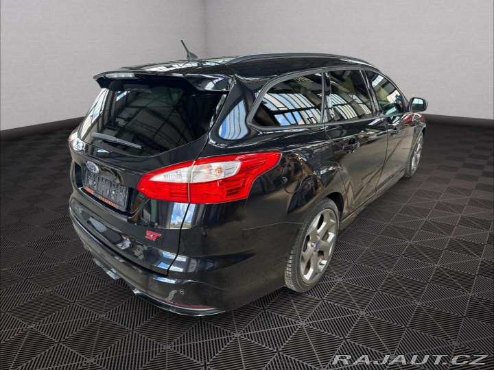 Ford Focus ST 2,0Turbo 184Kw 2013