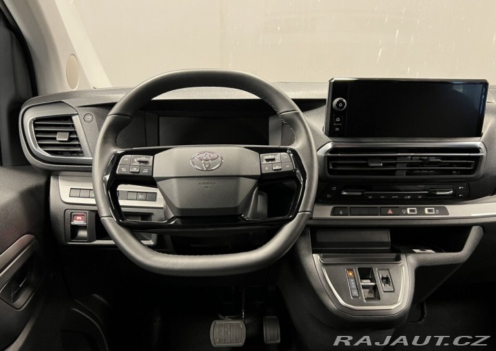 Toyota ProAce Verso L2 2.0D 8AT Family Webast 2025
