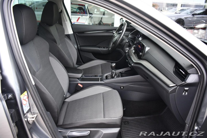 Škoda Octavia 2,0TDI AMBITION ČR 2xKOLA 2022