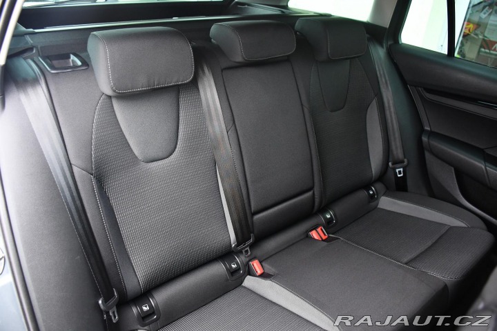 Škoda Octavia 2,0TDI AMBITION ČR 2xKOLA 2022