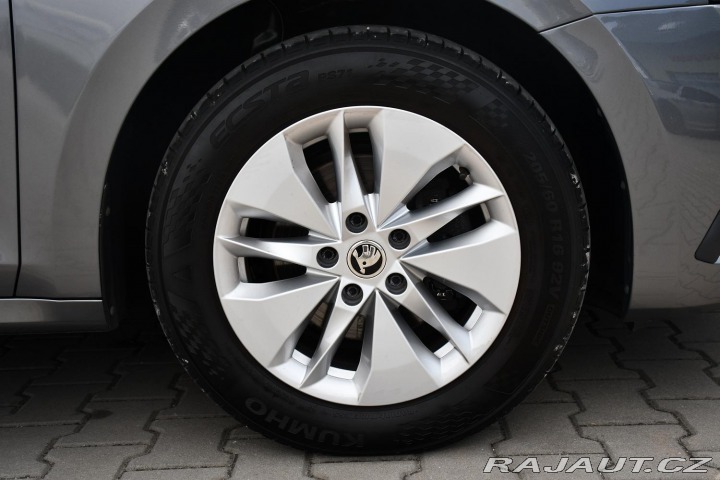 Škoda Octavia 2,0TDI AMBITION ČR 2xKOLA 2022