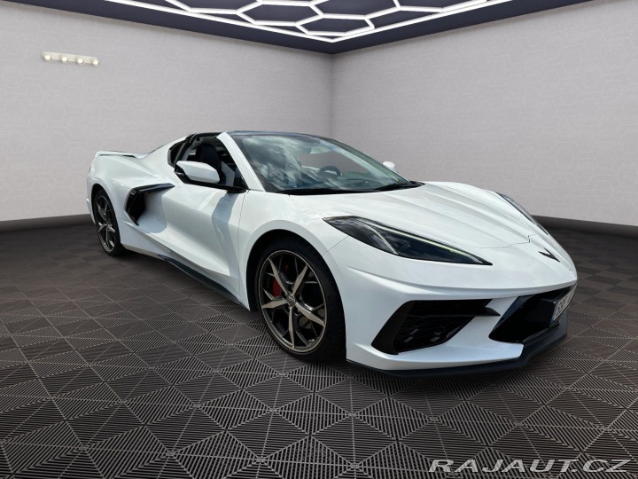 Chevrolet Corvette C8 Stingray 6.2 V8 354kW 2022