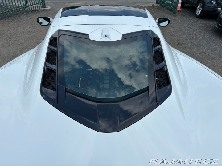 Chevrolet Corvette C8 Stingray 6.2 V8 354kW 2022