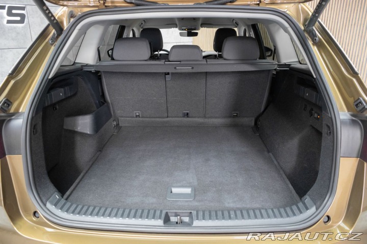 Škoda Kodiaq 1.5TSI*TAŽNÉ*KAMERA360*CA 2025