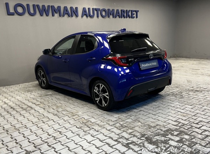 Toyota Yaris 1.5 Hybrid AT STYLE 2025