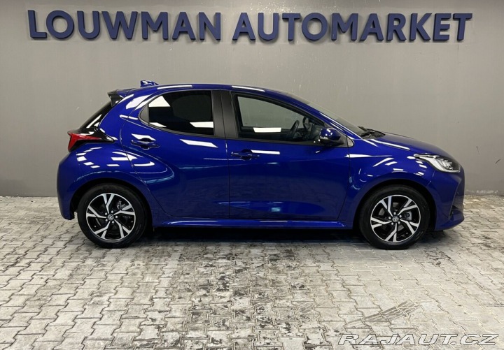 Toyota Yaris 1.5 Hybrid AT STYLE 2025