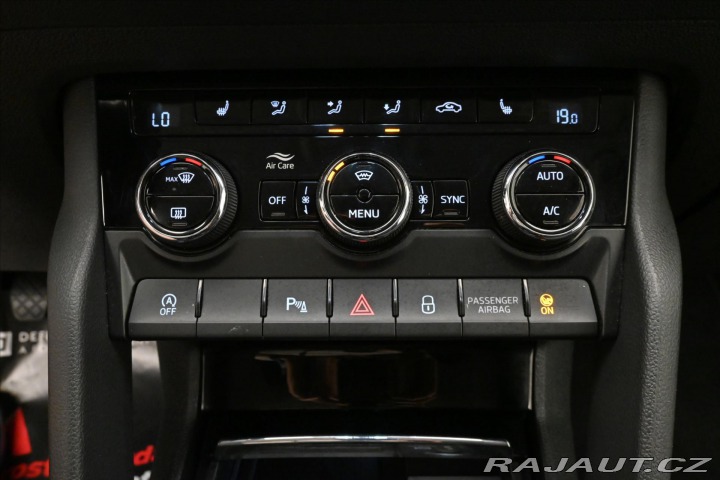 Škoda Karoq 2,0 TDI 85 kW Clever NAVI 2022