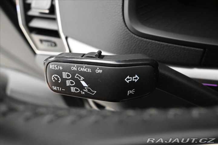 Škoda Karoq 2,0 TDI 85 kW Clever NAVI 2022