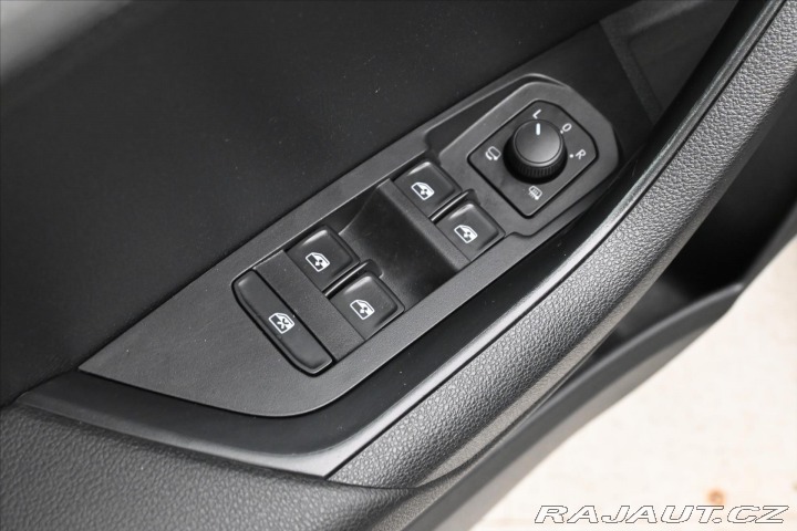 Škoda Karoq 2,0 TDI 85 kW Clever NAVI 2022
