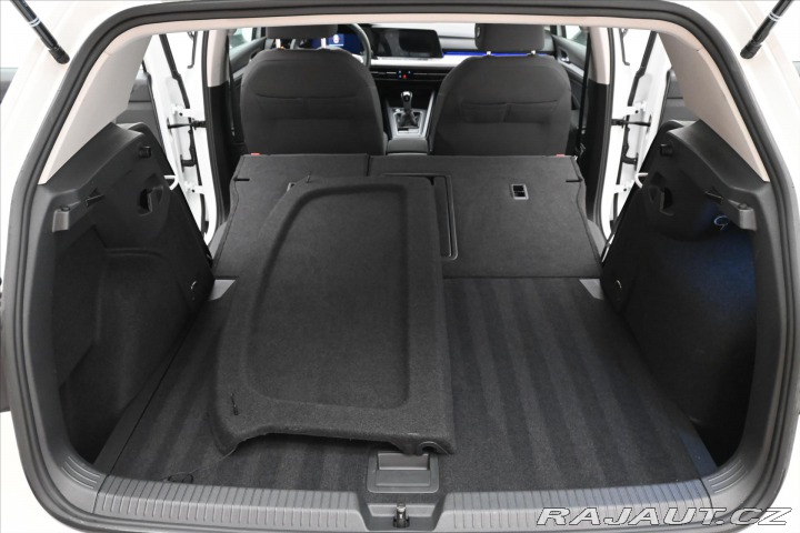 Volkswagen Golf 2,0 TDI 110 kW Life Záruk 2022