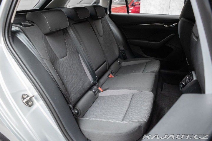 Škoda Octavia 2.0 TDI DSG*ACC*BLIS*CARP 1800