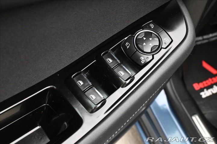 Ford S-MAX 2,5 Hybrid 140 kW AT Záru 2022
