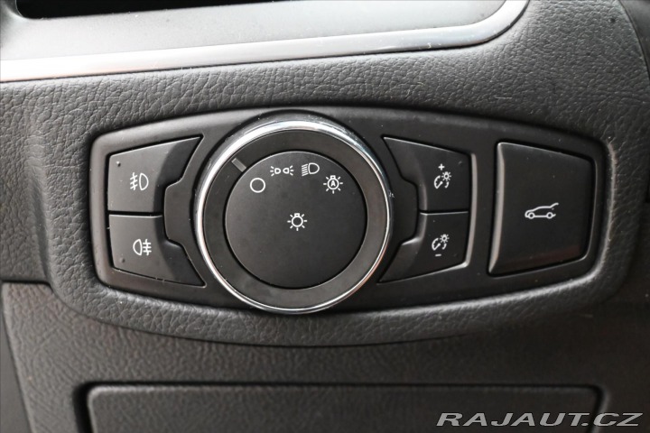 Ford S-MAX 2,5 Hybrid 140 kW AT Záru 2022