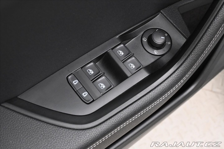 Škoda Superb 2,0 TDI 110 kW DSG Style 2023