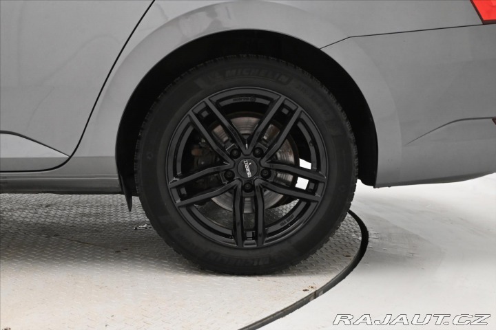 Škoda Superb 2,0 TDI 110 kW DSG Style 2023