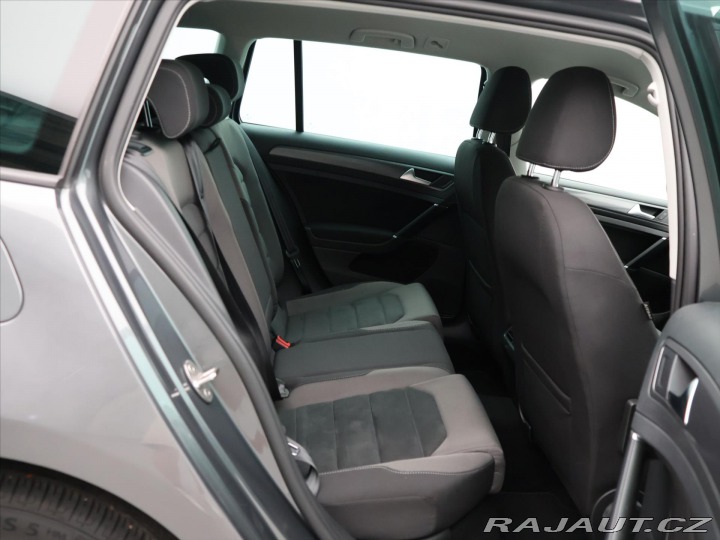 Volkswagen Golf 1,6 TDI 85kW DSG Comfort 2018