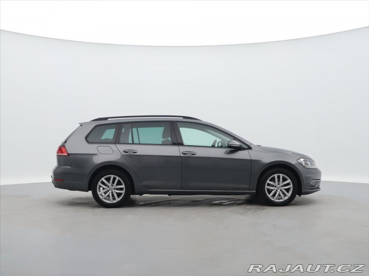 Volkswagen Golf 1,6 TDI 85kW DSG Comfort 2018