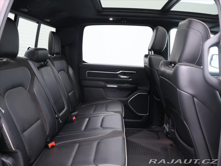 Dodge RAM 5,7 1500 295kW Laramie 4x 2022