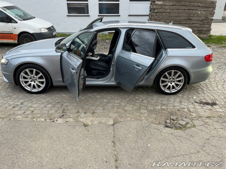 Audi A4 Avant 2,0 B8 S-line TDI 2009
